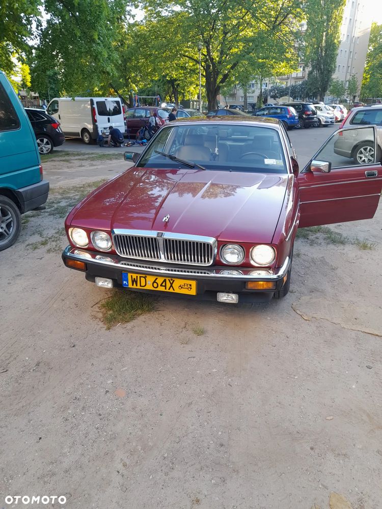 Jaguar Xj