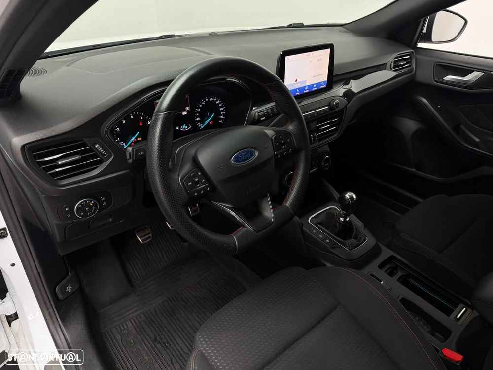 Ford Focus 1.0 EcoBoost ST-Line - 9