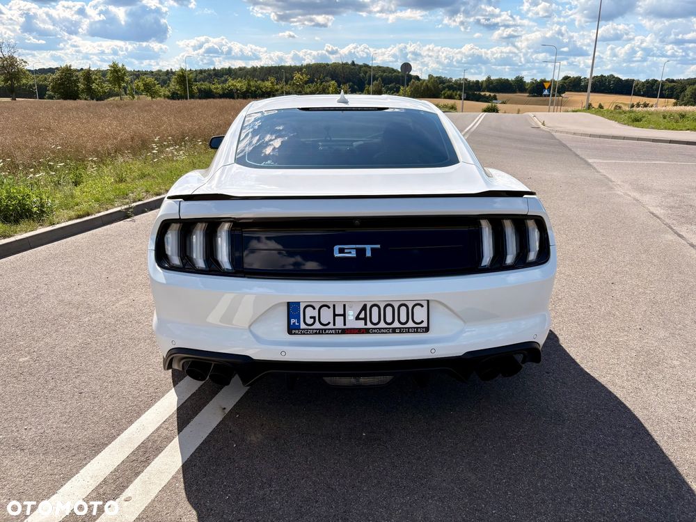 Ford Mustang - 37