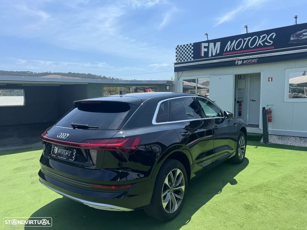 Audi e-tron 55 quattro Advanced — fotografia 4