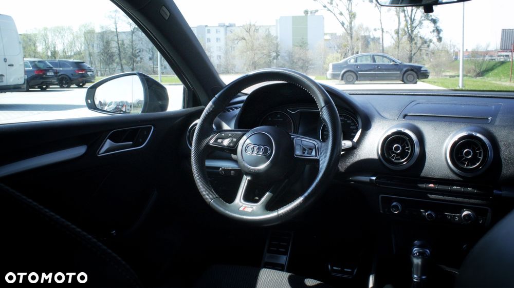 Audi A3 Sportback 2.0 TDI S tronic sport - 14