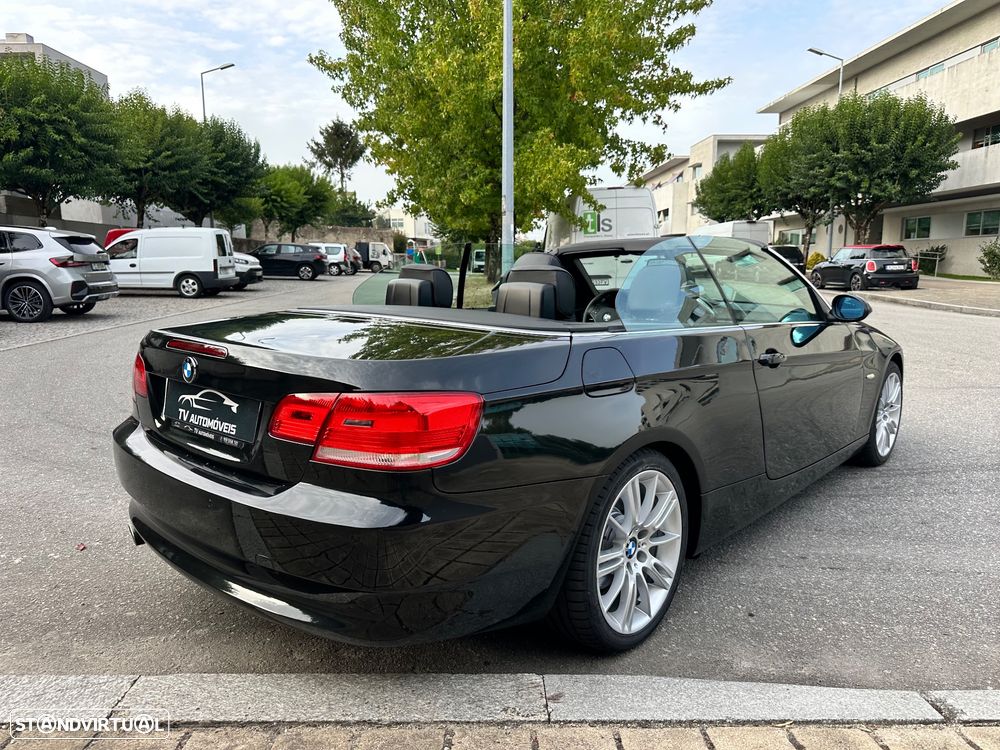 BMW 320 i Cabrio Auto - 30