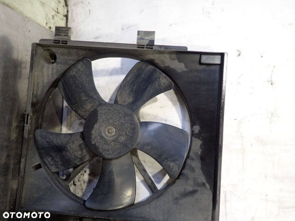 WENTYLATOR CHŁODNICY MITSUBISHI LANCER VIII - 2