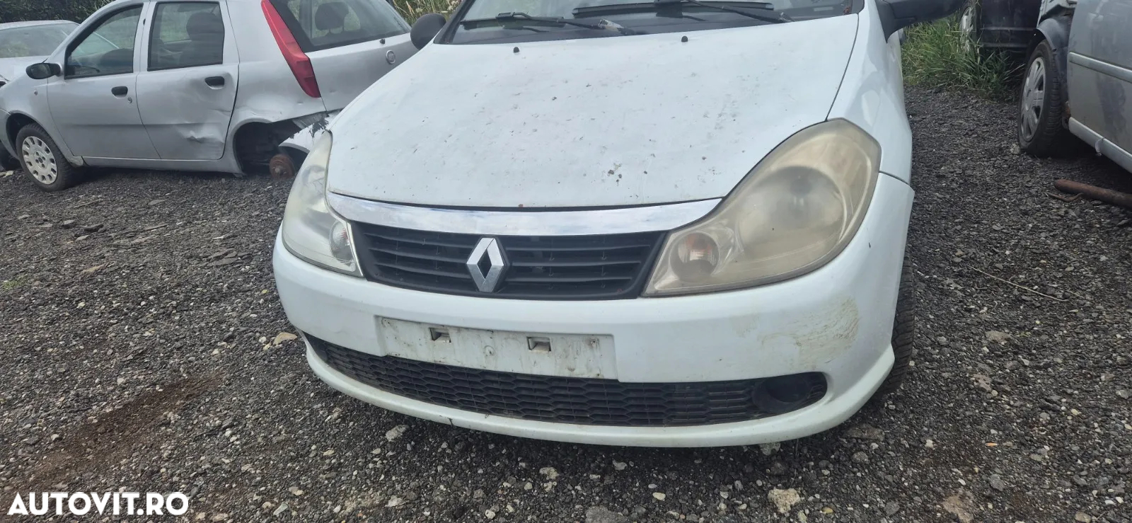 Bara spoiler fata Renault Clio Thalia 2009 2010 2011 - 3