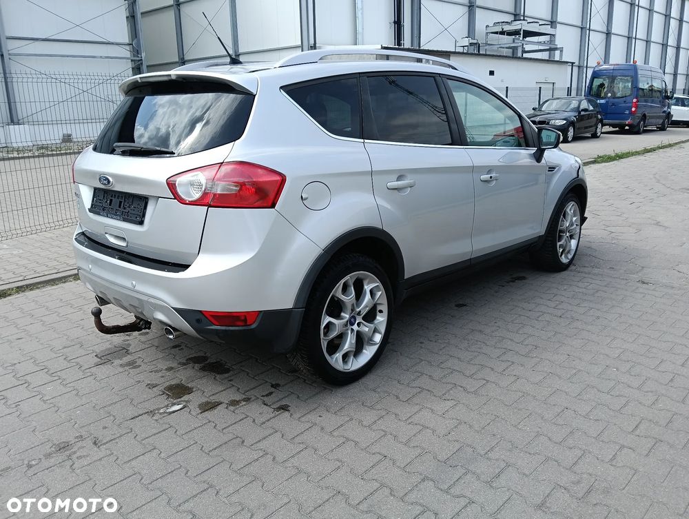 Ford Kuga 2.0 TDCi 4x4 Titanium - 11