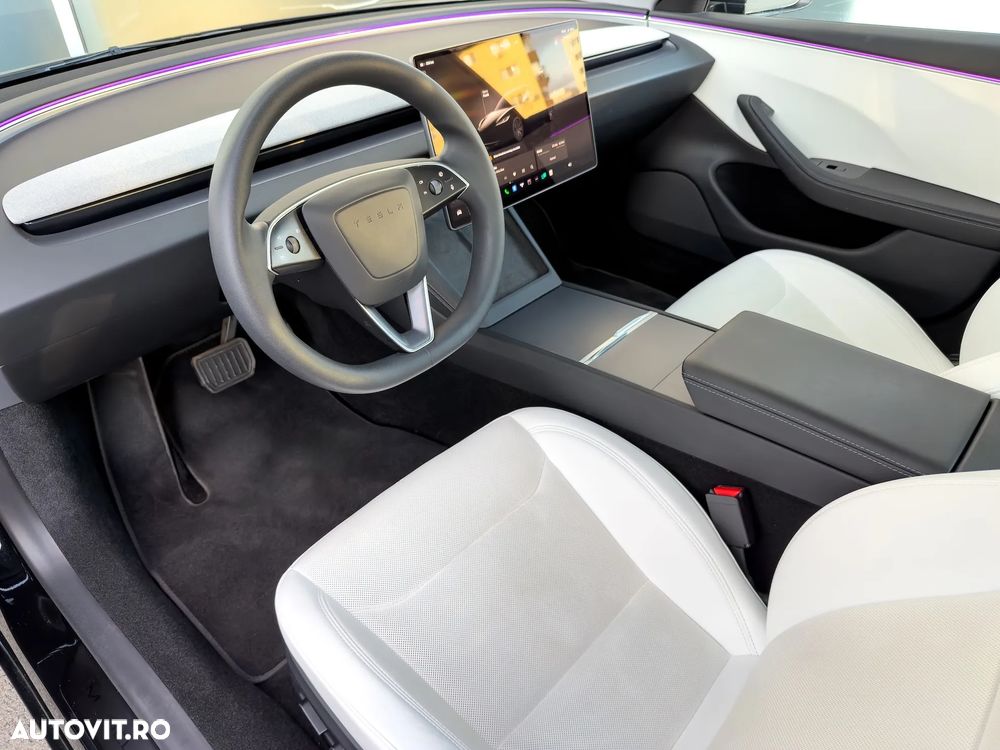 Tesla Model 3 RWD - 9