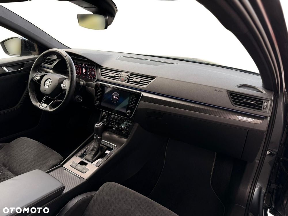 Skoda Superb 2.0 TDI SCR 4x4 Sportline DSG - 16