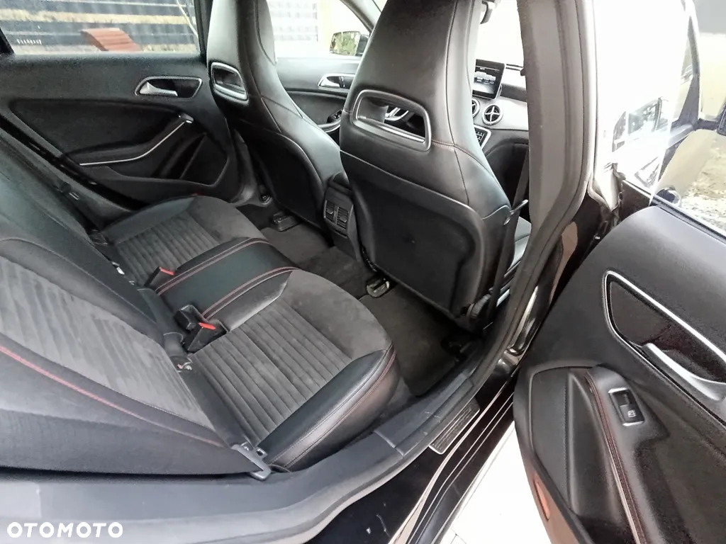 Mercedes-Benz CLA 200 (CDI) d 7G-DCT AMG Line - 30