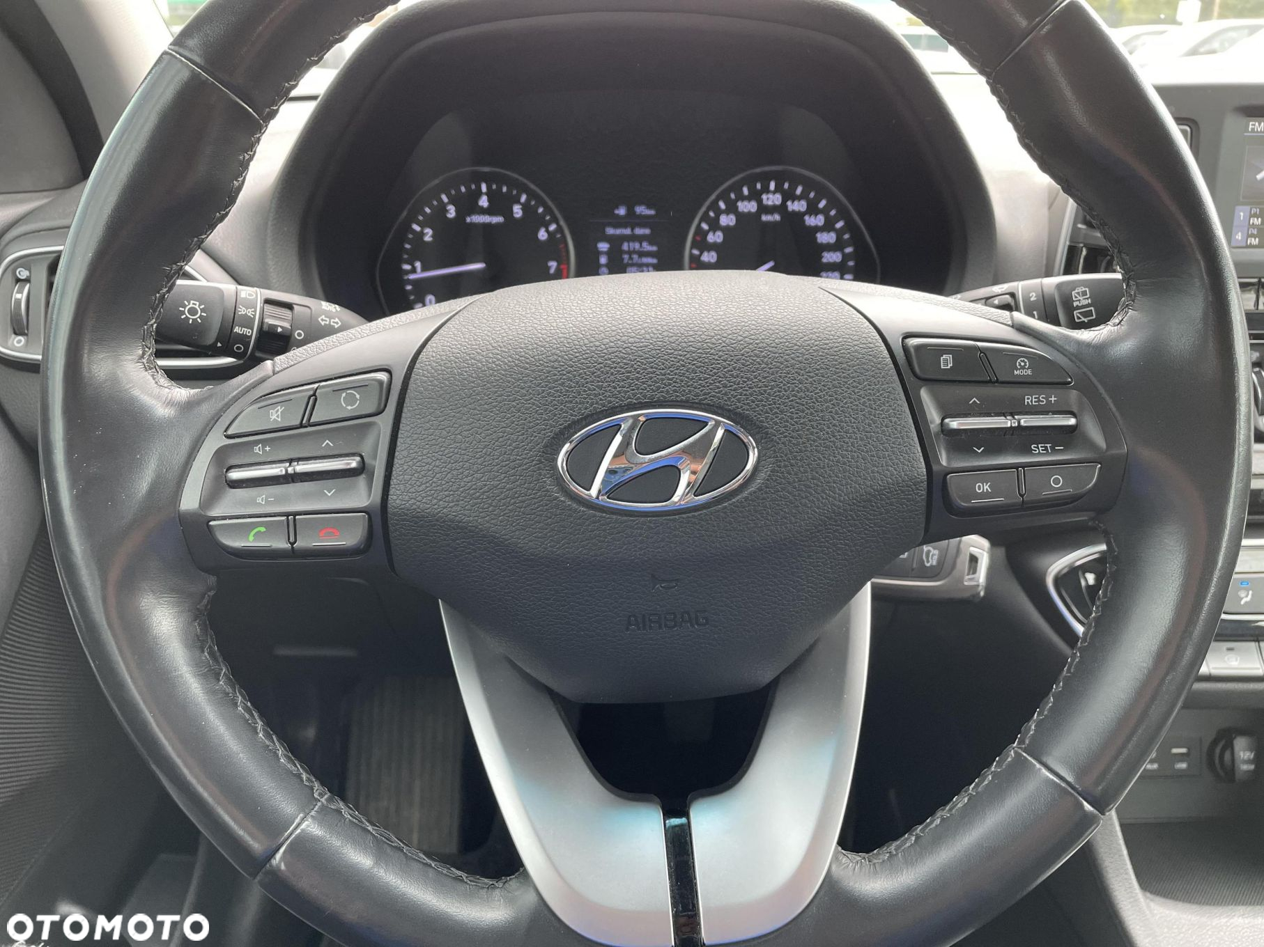 Hyundai i30 1.4 Classic + - 21
