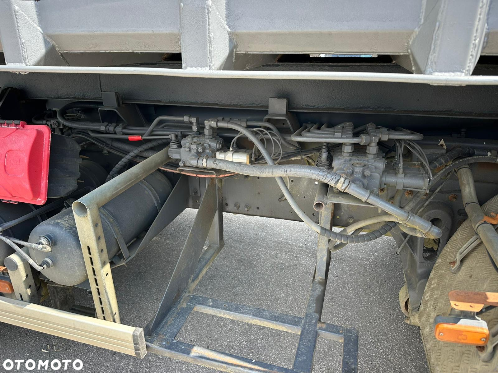 Renault Premium 420 DCI - 9