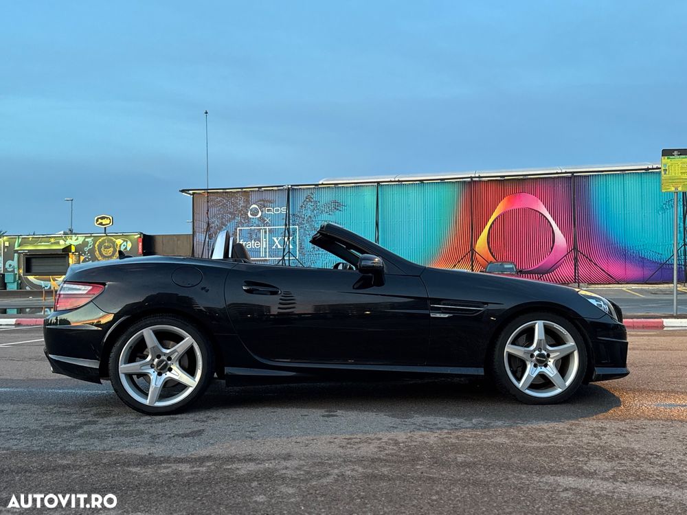 Mercedes-Benz SLK 250 (BlueEFFICIENCY) 7G-TRONIC - 6