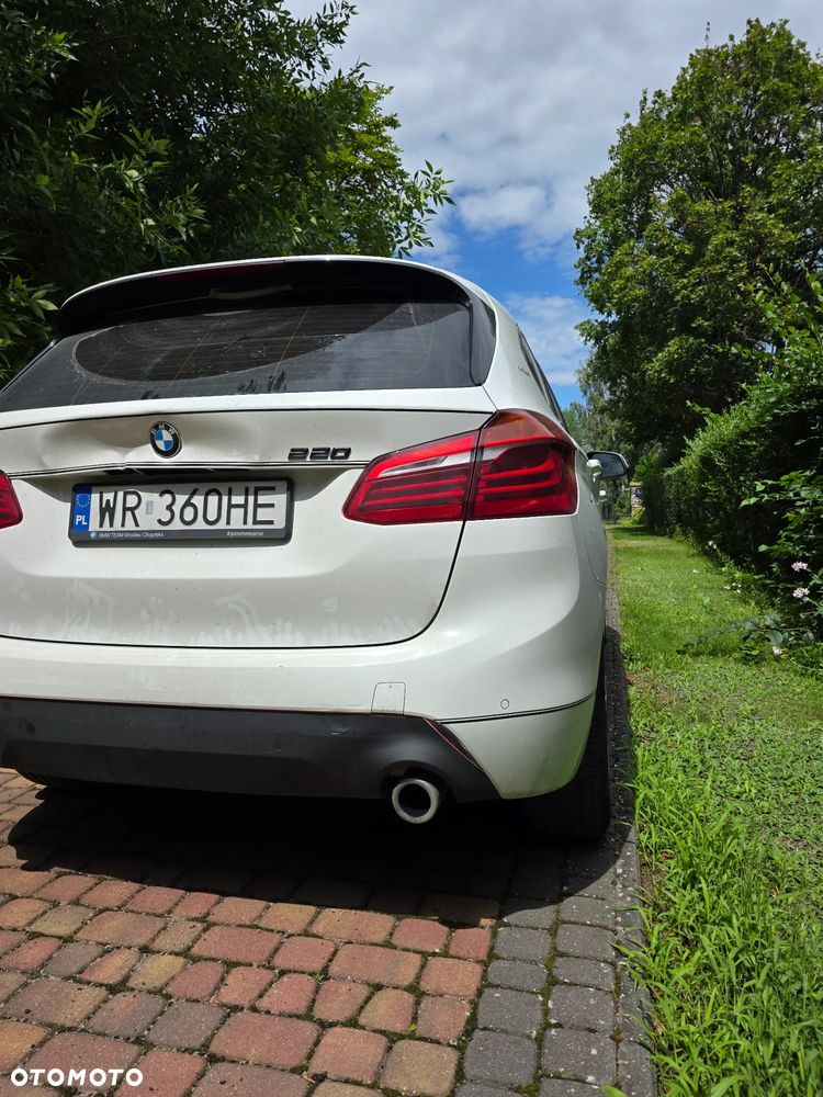 BMW Seria 2 218d Advantage - 7