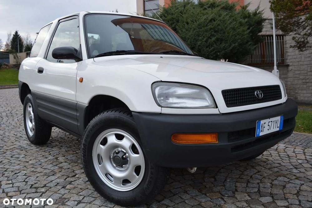 Toyota RAV4 2.0 Special - 28