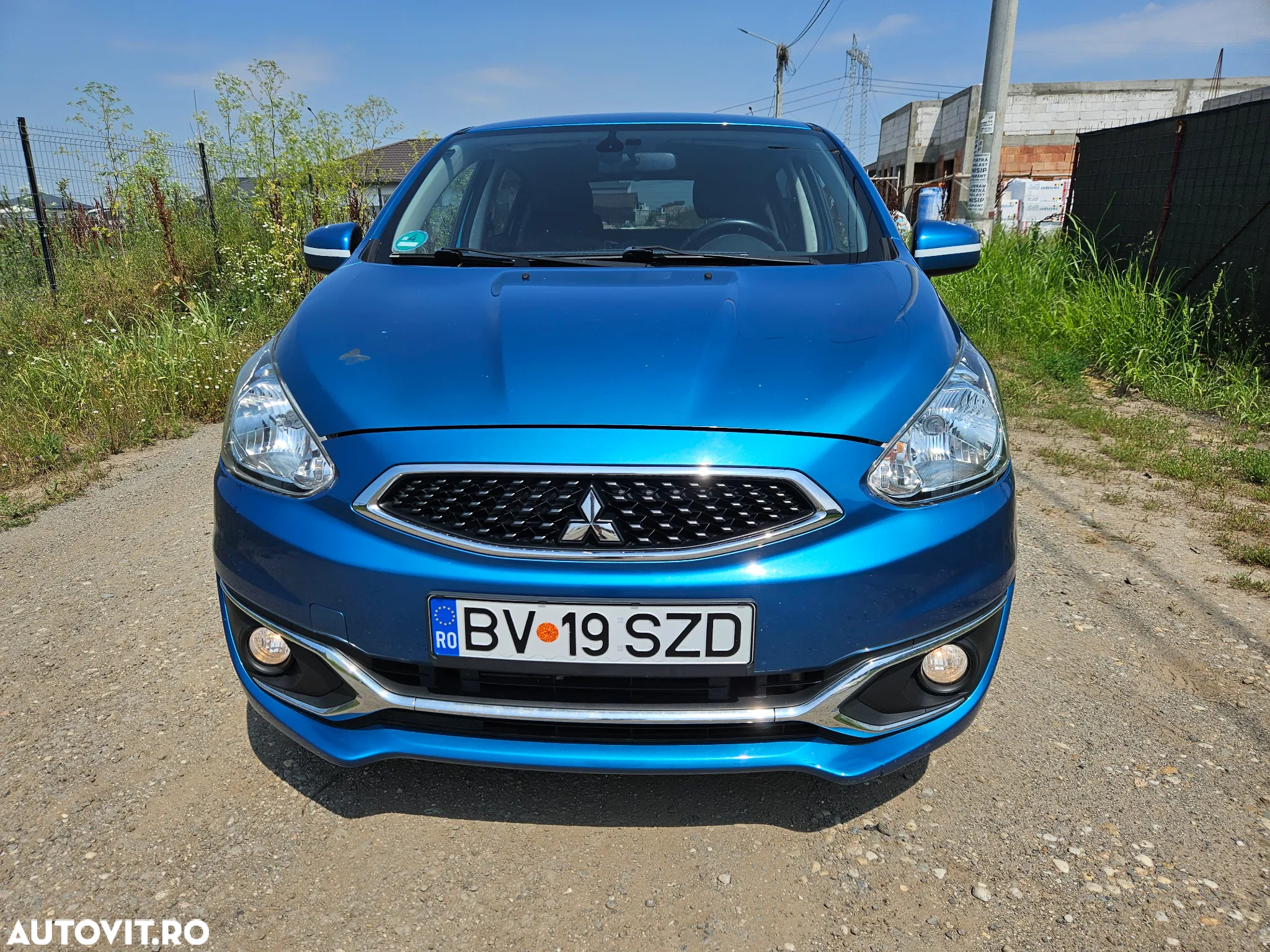 Mitsubishi Space Star 1.2 Clear Tec CVT Shine - 2