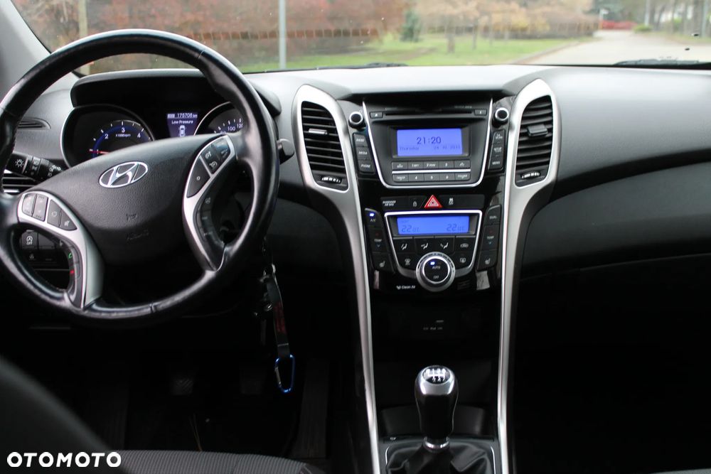 Hyundai i30 1.6 CRDi BlueDrive Comfort - 4