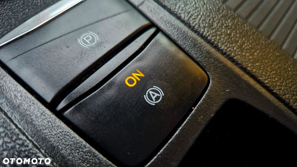 Ford Focus 1.5 EcoBlue STart-Stopp-System TITANIUM - 31