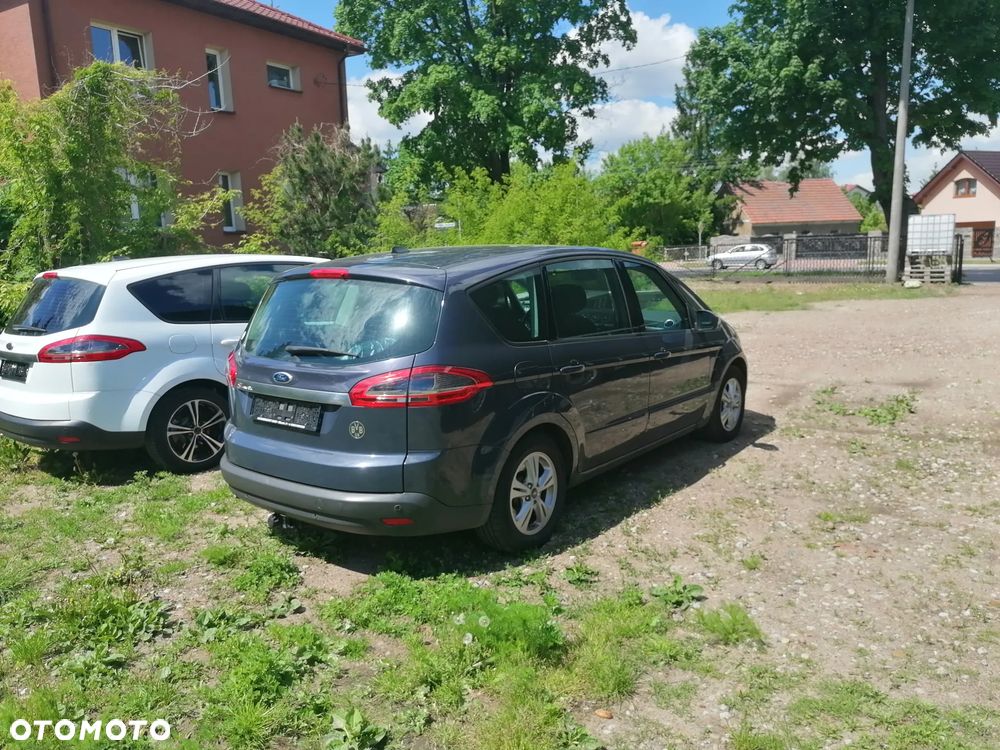 Ford S-Max 2.0 TDCi DPF Ambiente - 3