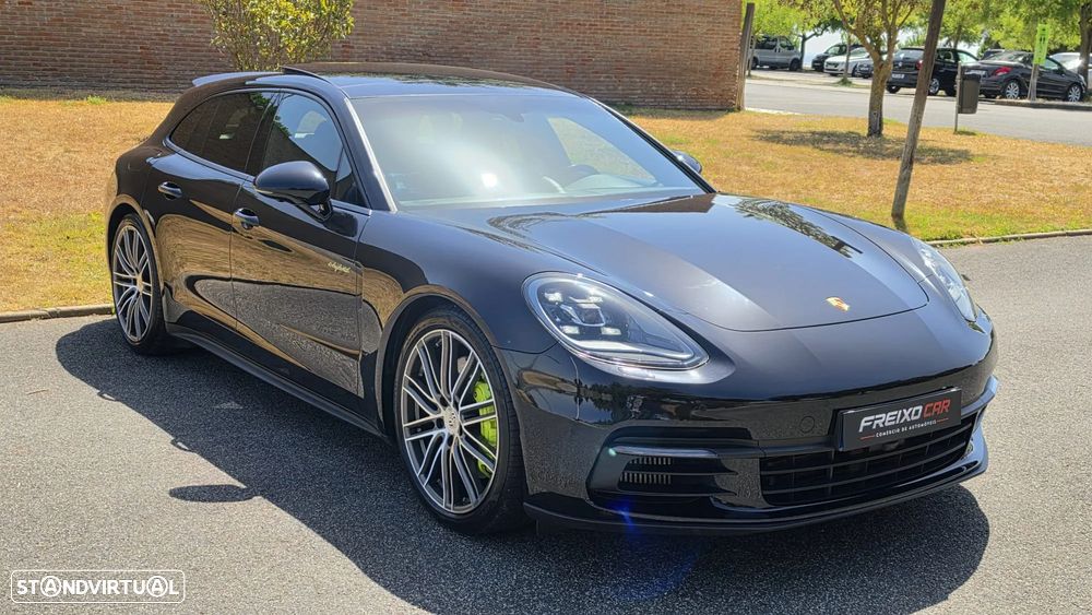 Porsche Panamera 4 E-Hybrid Platinum Edition - 2