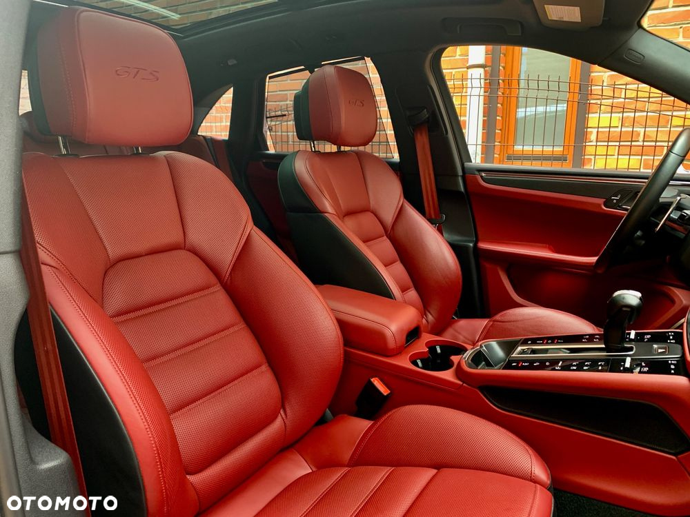 Porsche Macan GTS - 19