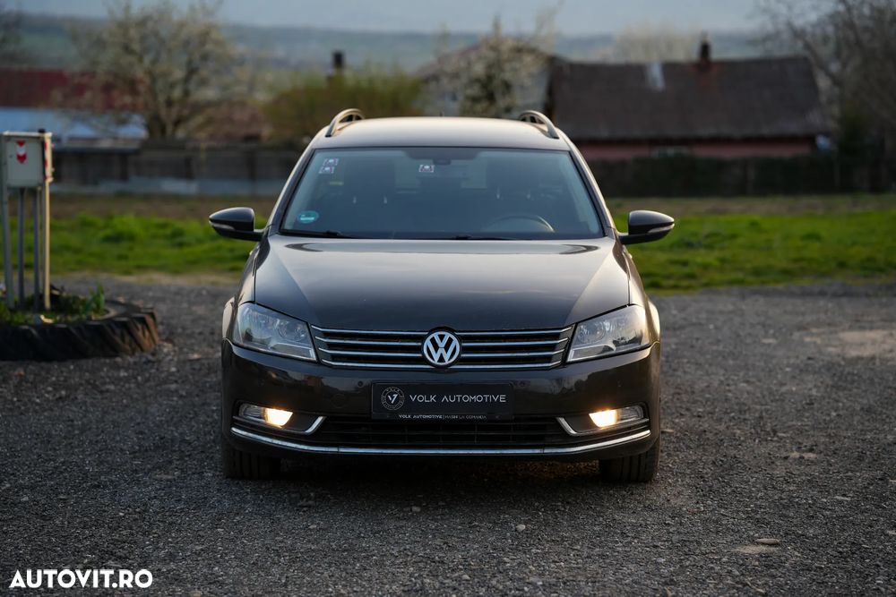 Volkswagen Passat - 2