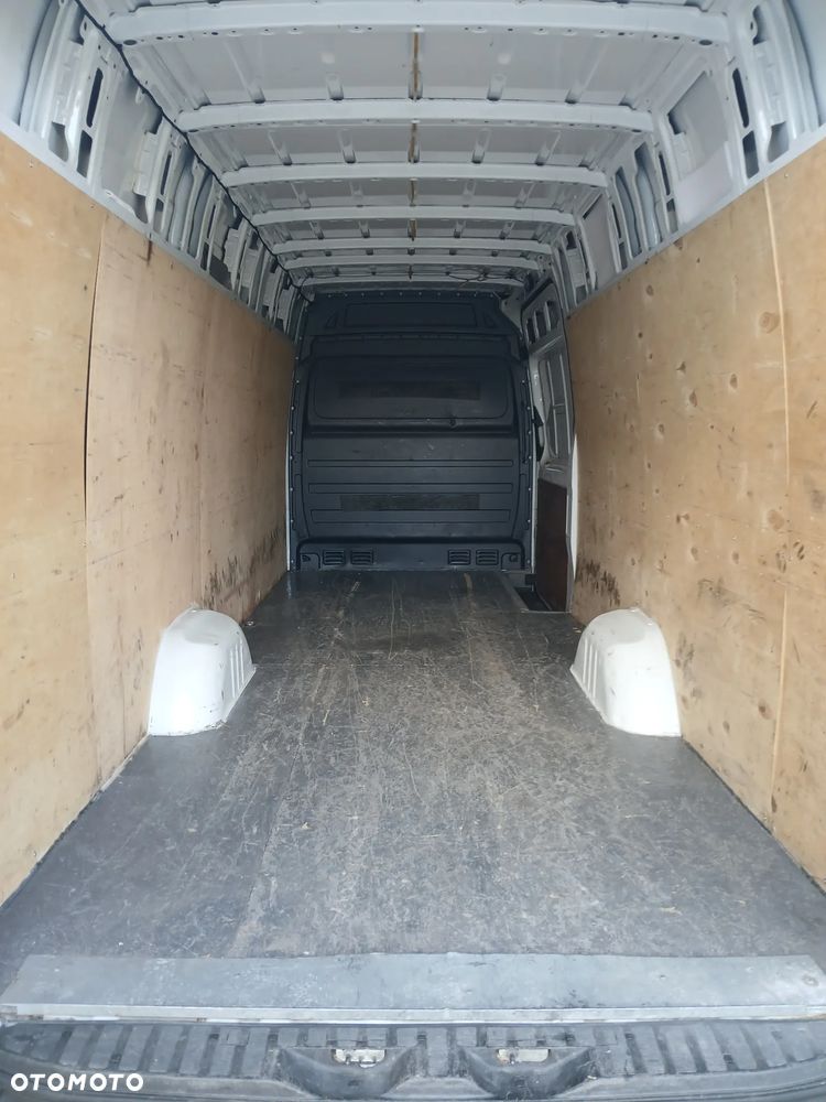 Mercedes-Benz Sprinter L5H2 - 11