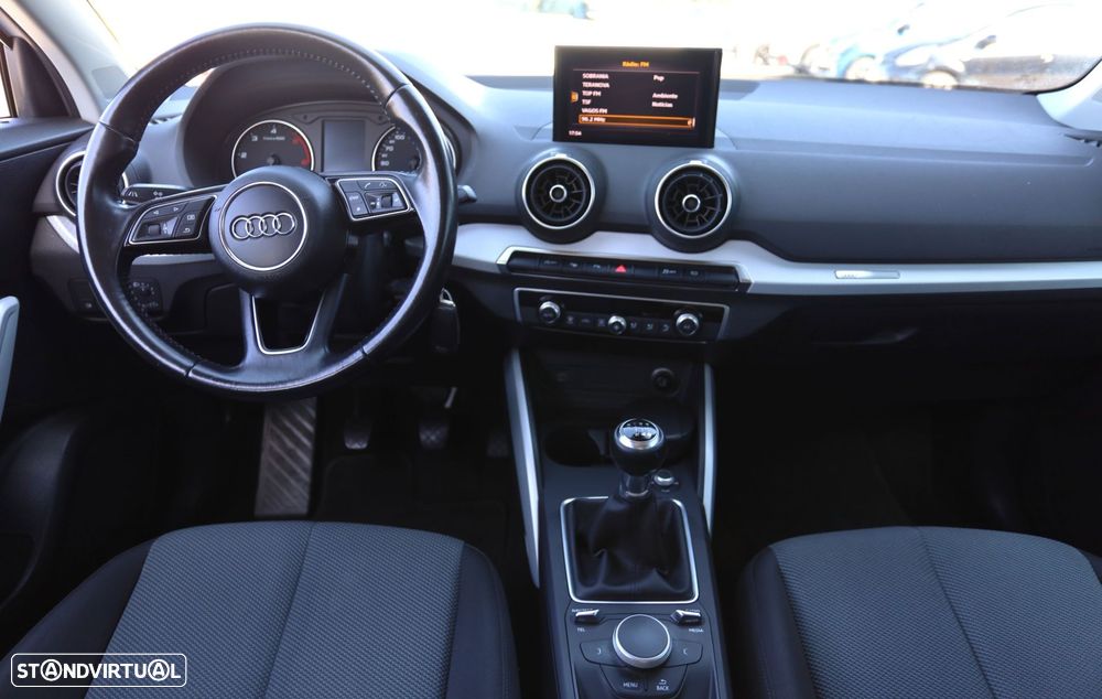 Audi Q2 1.6 TDI Design - 19