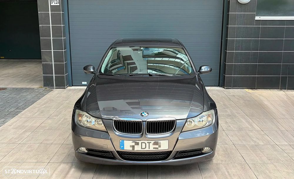 BMW 320 dA Exclusive - 4