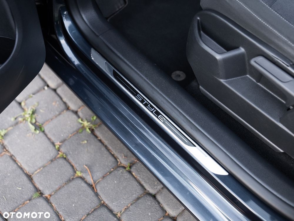 Volkswagen Golf Plus 1.2 TSI Style - 27