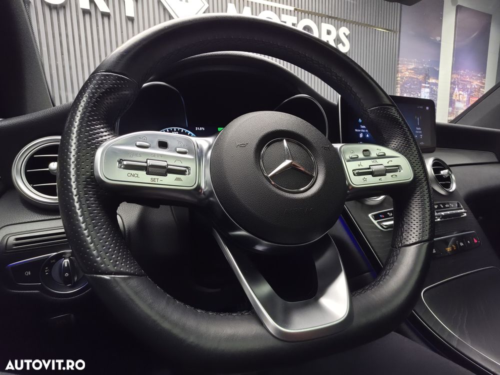 Mercedes-Benz GLC 300 de 4Matic 9G-TRONIC AMG Line Plus - 23