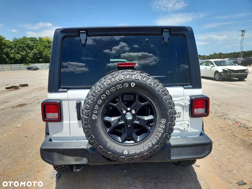 Jeep Wrangler - 6