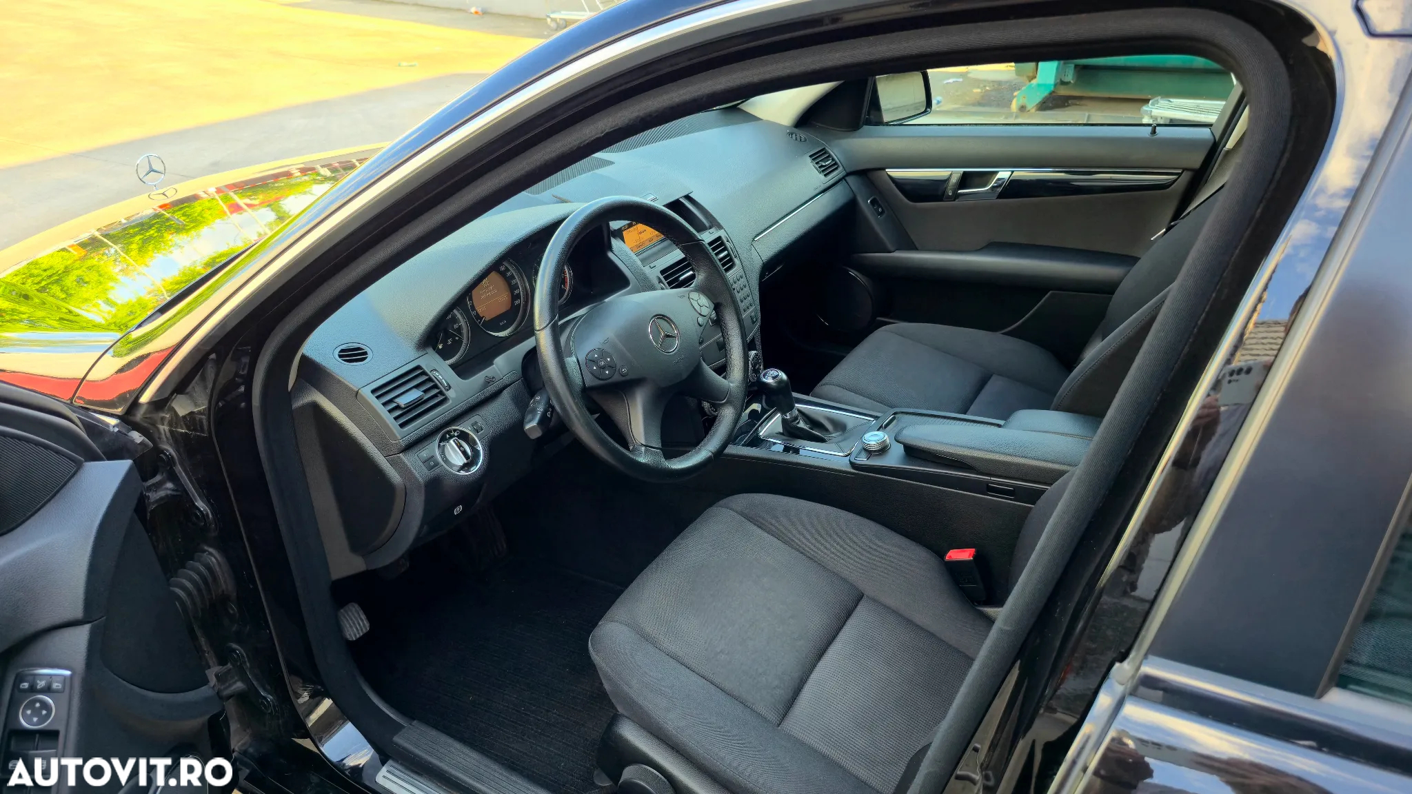 Mercedes-Benz C 200 T (BlueEFFICIENCY) Elegance - 8