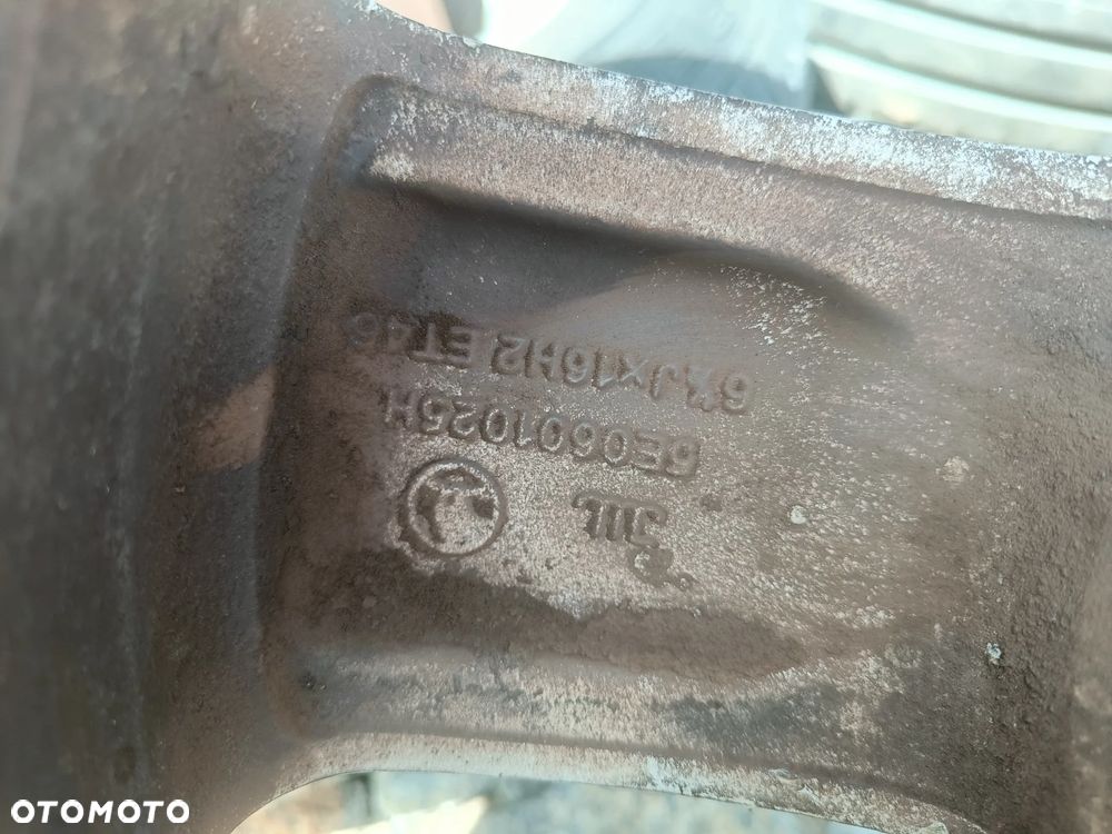 Felgi Aluminiowe 16 Skoda Octavia 3 5x112 ET46 5E0601025H Koła VW Seat Audi 6,5Jx16H2 - 25