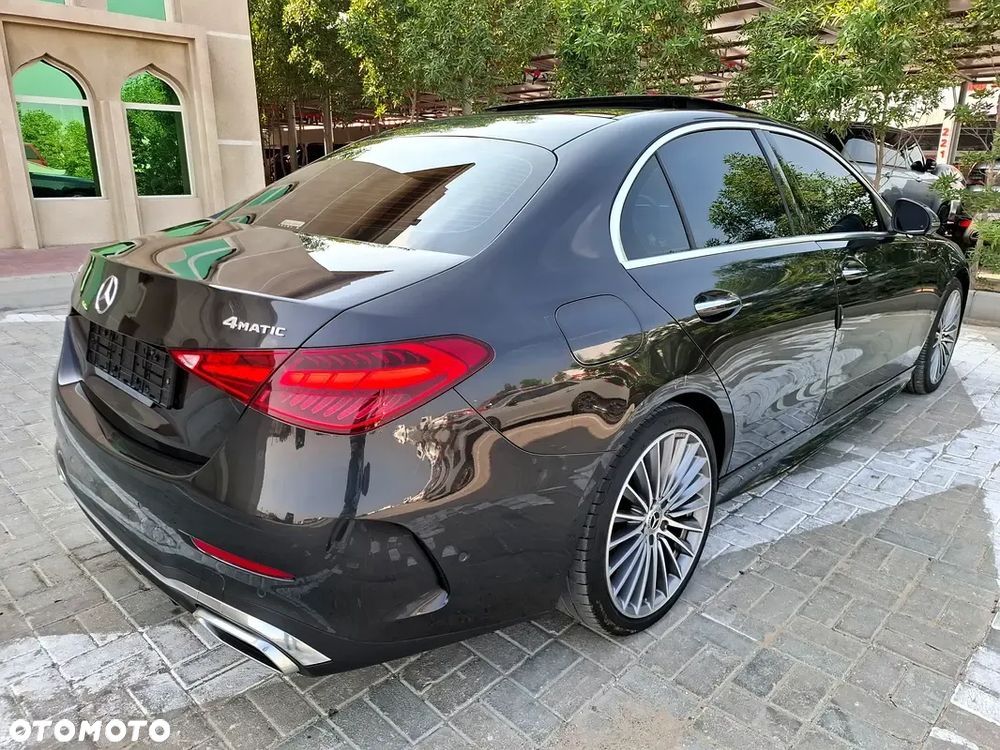 Mercedes-Benz Klasa C 300 4MATIC 9G-TRONIC - 3