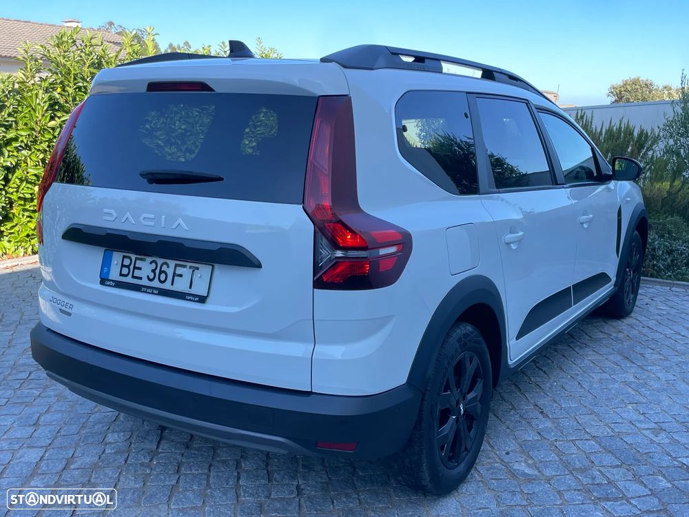 Dacia Jogger 1.6 Extreme 7L - 12
