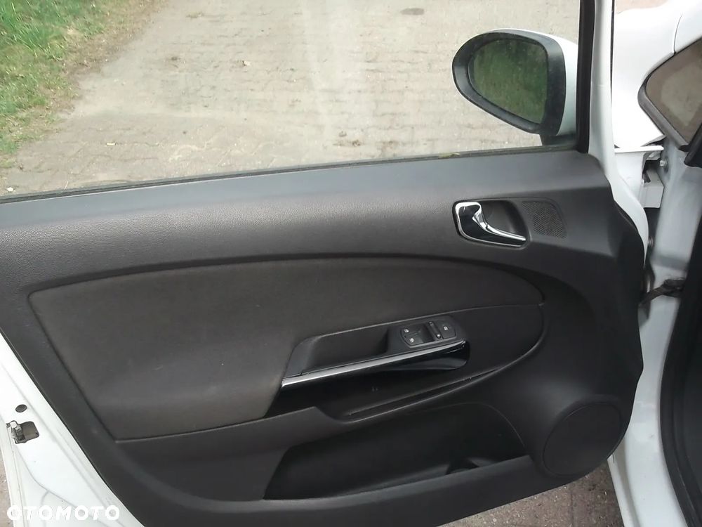 Opel Corsa 1.3 CDTI Edition / Active - 17