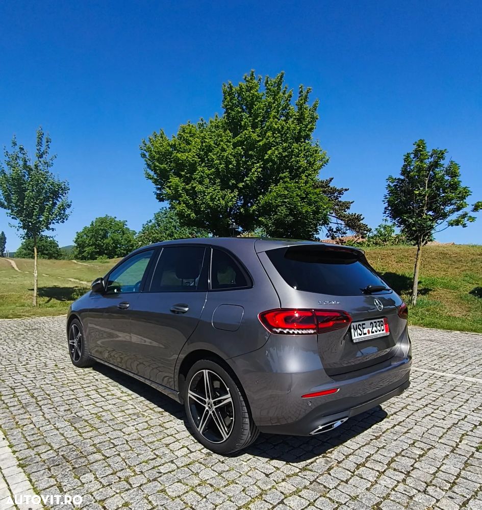 Mercedes-Benz B 250 e - 9