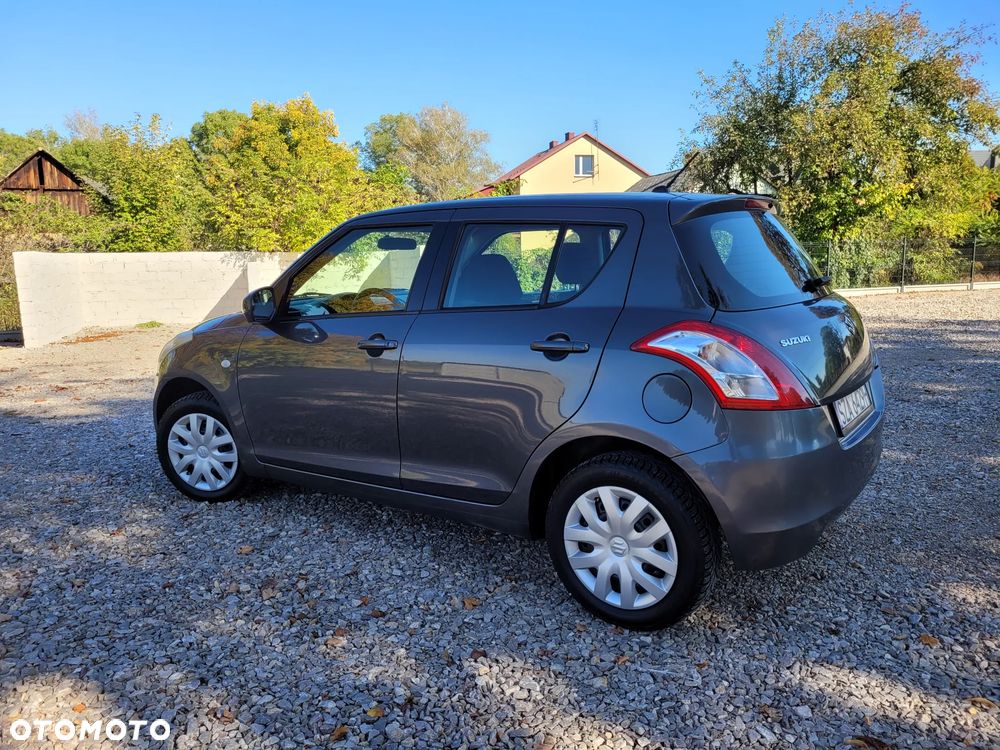 Suzuki Swift - 30