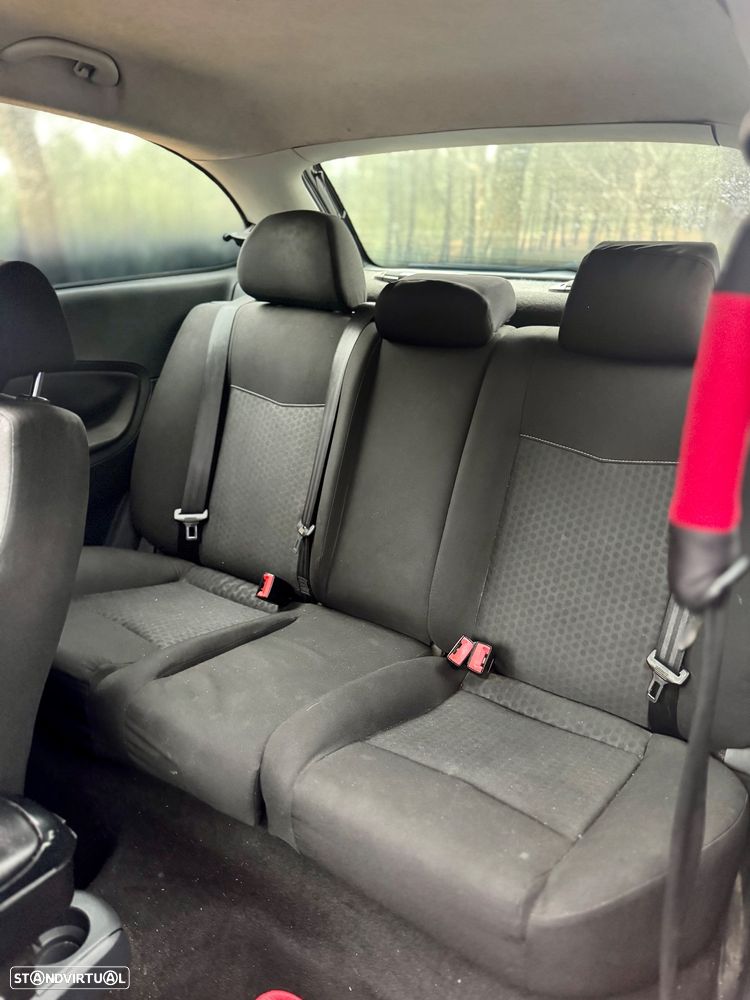 SEAT Ibiza 1.9 TDI FR - 14