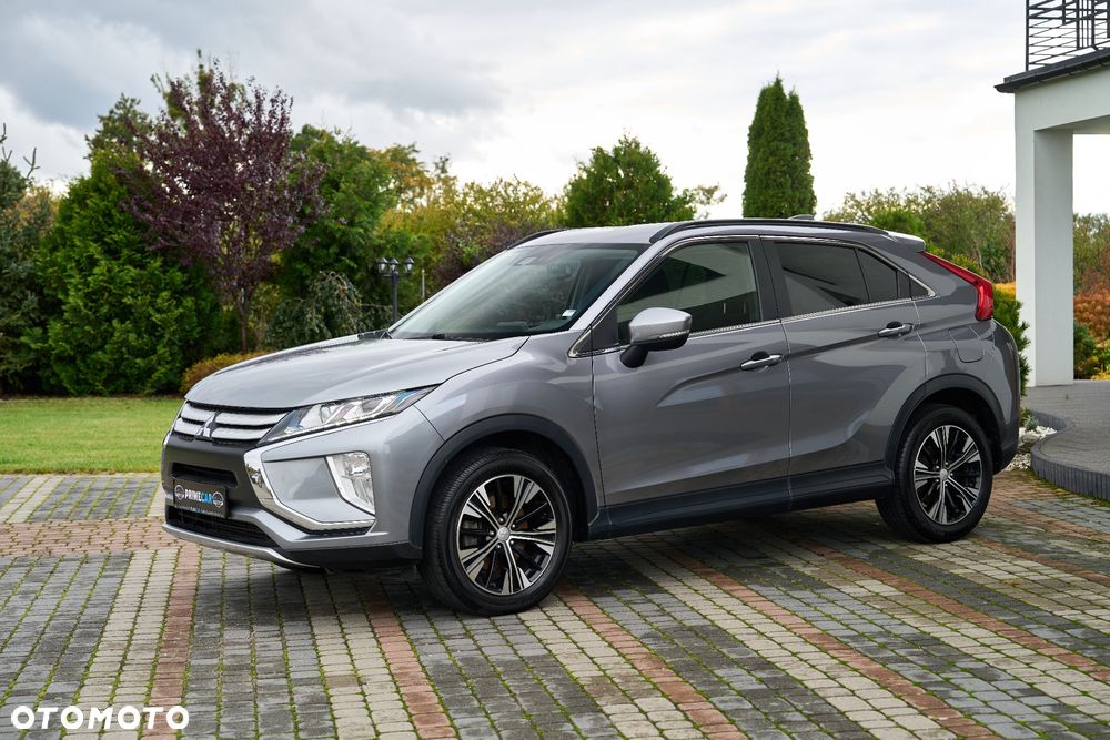 Mitsubishi Eclipse Cross - 12
