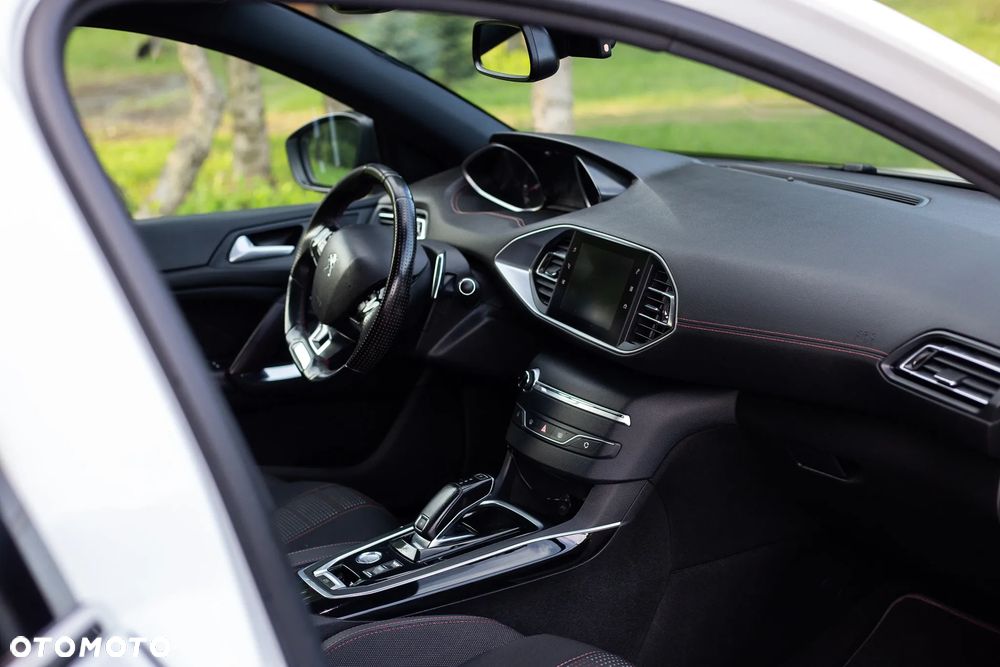Peugeot 308 BlueHDi 130 EAT8 Stop & Start GT - 20