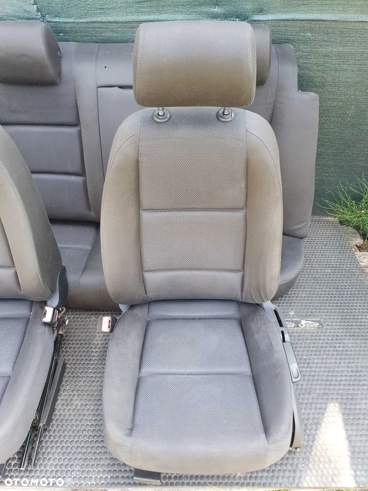 Fotele Fotel Kanapa Nieskladana Welur Czarne Soul Podlokietnik Audi A4 B6 Sedan Komplet - 4
