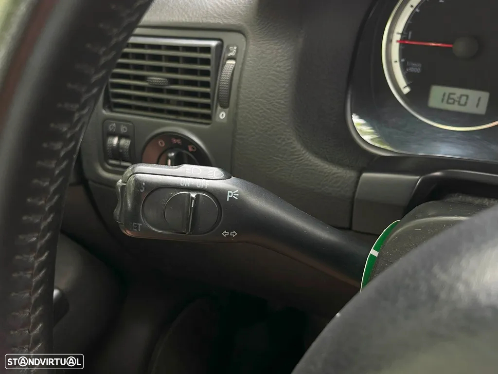 VW Golf Variant 1.9 TDi Highline - 11