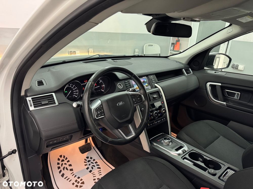 Land Rover Discovery Sport TD4 SE - 11