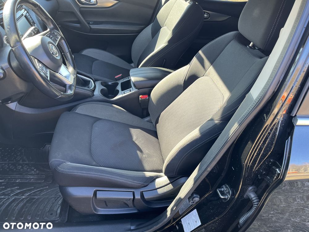Nissan Qashqai - 22