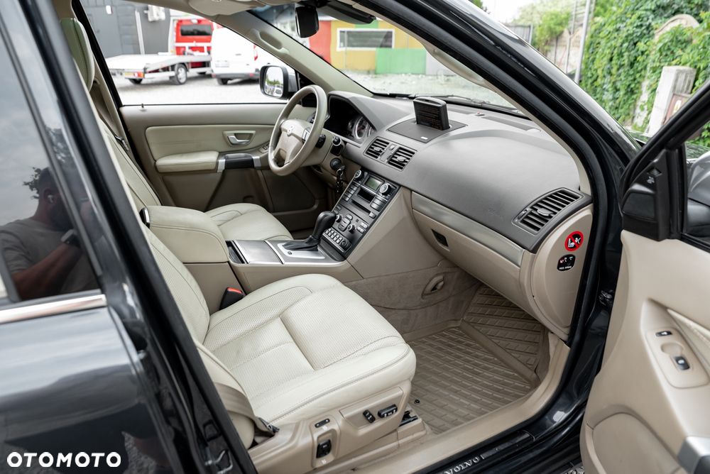 Volvo XC 90 D5 AWD Geartonic Executive - 23