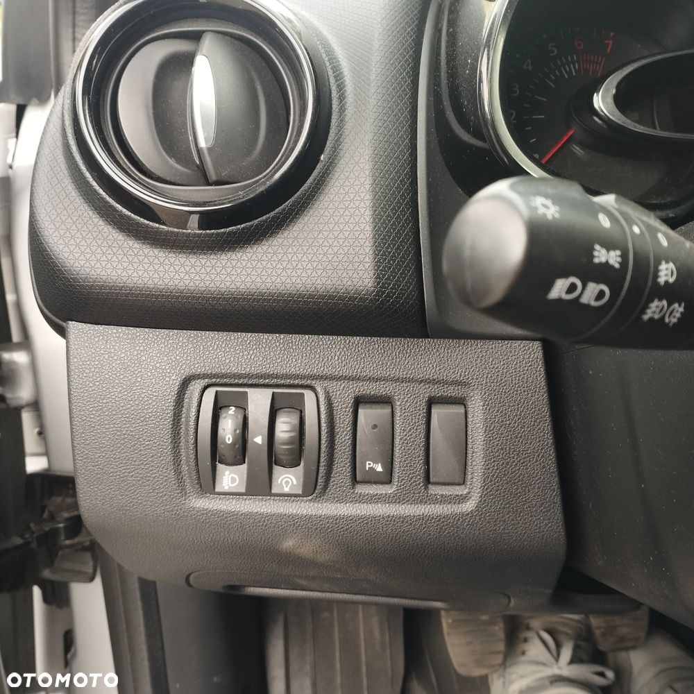 Renault Clio 0.9 TCe Alize EU6 - 12