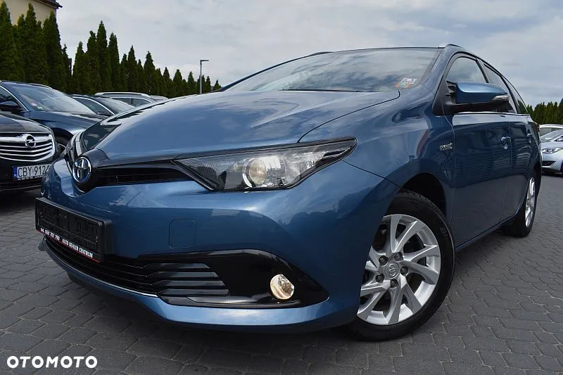 Toyota Auris 1.8 VVT-i Hybrid Automatik Touring Sports Executive - 2