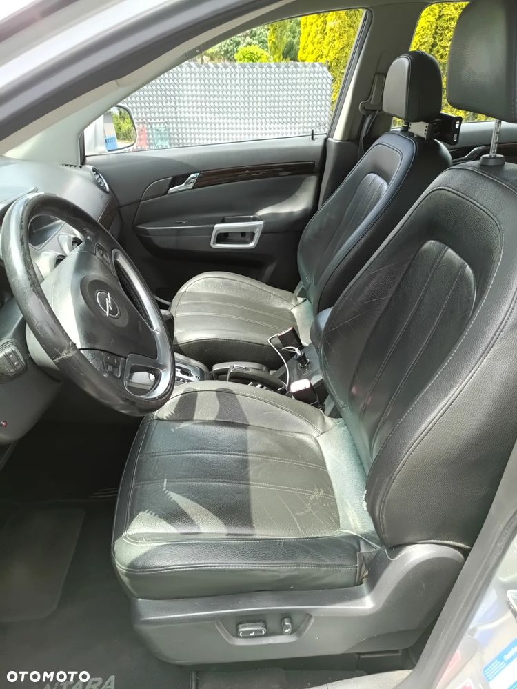 Opel Antara - 10