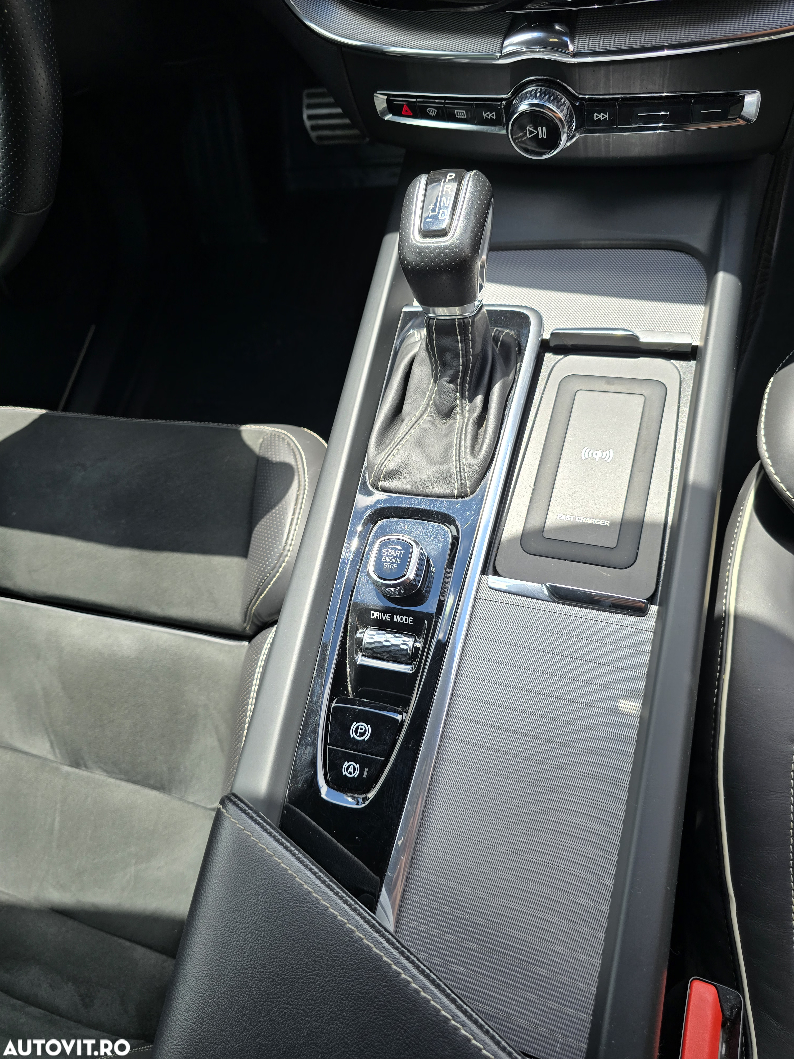 Volvo XC 60 D4 R-Design - 10