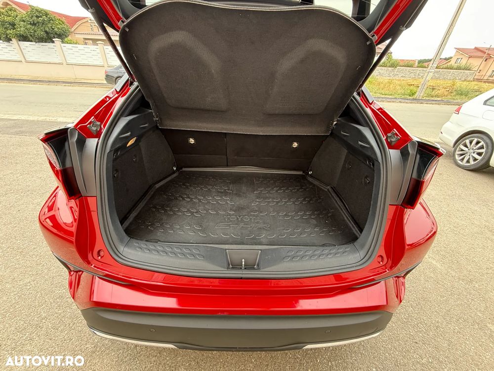 Toyota C-HR 2.0 HSD 184 CP 4x2 CVT Style - 6